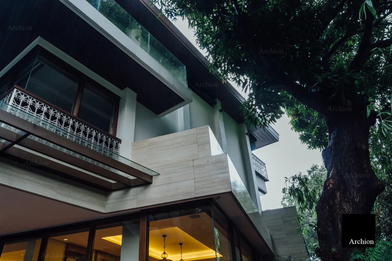 Arnaiz Residence
